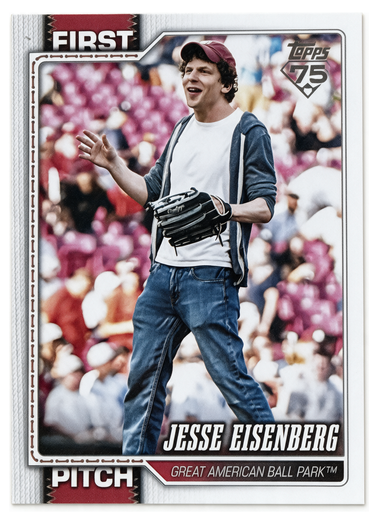 Jesse Eisenberg FP-5 First Pitch - 2026 Topps Series 1, frente